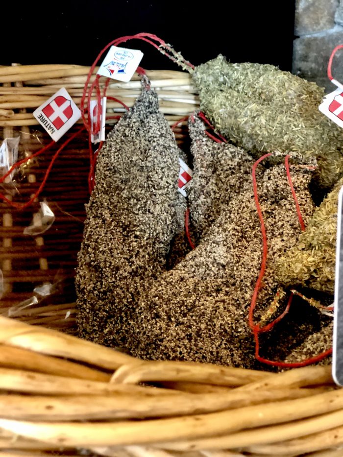 Saucisson au Poivre ･ Pièce