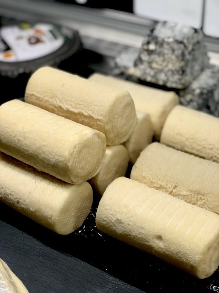 Bûche de Chèvre ･ Pièce de 280g