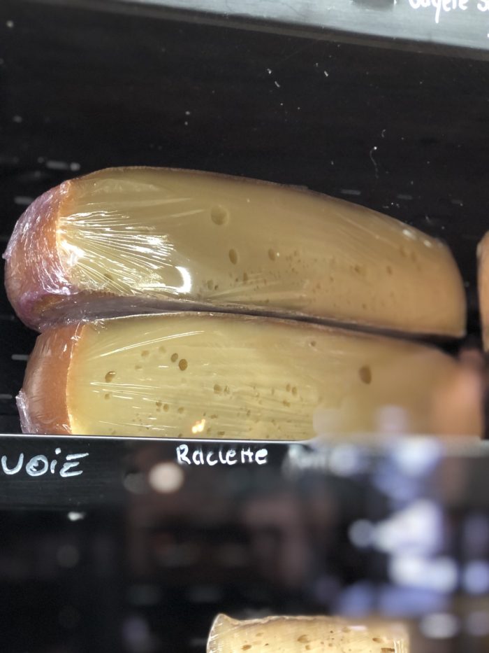 Raclette fumée ･ Morceau de environs 250g ･ Qté pour 1pers.